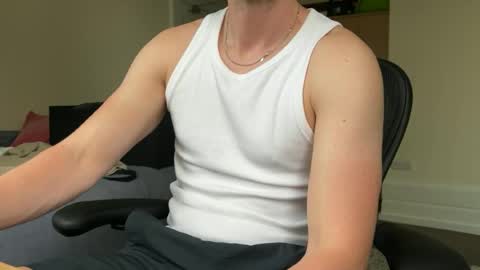 romanbrit online show from August 3, 6:04 pm