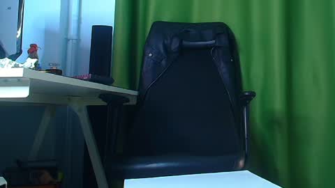 romaniamaster1 online show from August 18, 7:03 am
