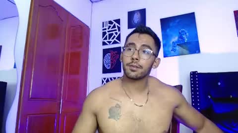 Roman online show from July 11, 8:48 pm