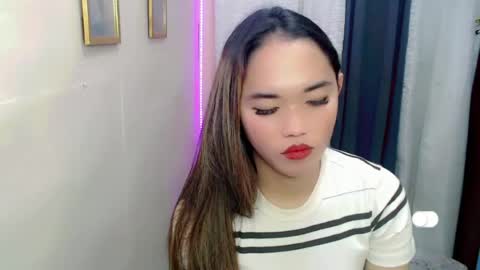 romanticslutxxx online show from August 12, 11:23 am