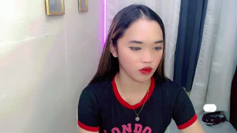 romanticslutxxx online show from August 14, 5:27 pm