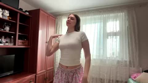 Alya online show from May 12, 12:05 pm