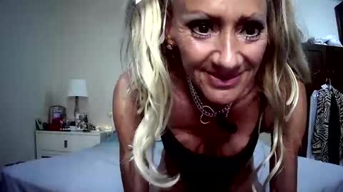 romeodiamond online show from June 11, 3:45 am