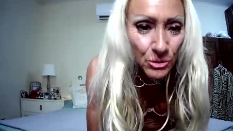 romeodiamond online show from June 18, 11:48 pm