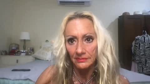 romeodiamond online show from July 6, 2:04 am