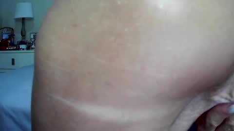 romeodiamond online show from July 17, 3:50 am