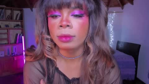 Romi Rouse online show from March 23, 3:33 am