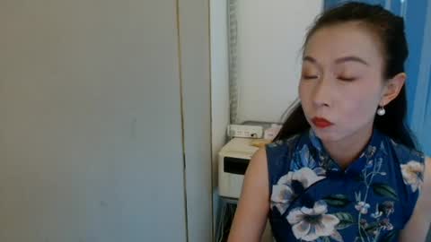 rongrong0329 online show from July 8, 2:15 am