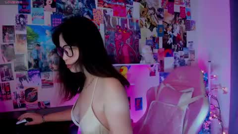 Roni Lane online show from August 15, 3:10 am