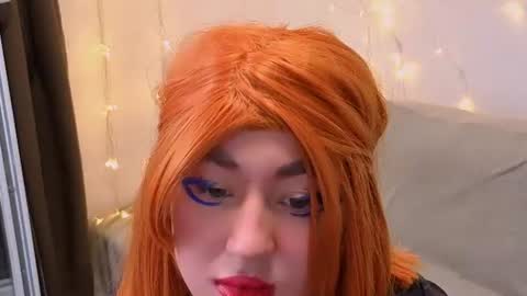RoniVonni online show from August 7, 7:47 pm