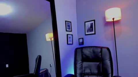ronnie_crawford online show from June 25, 8:12 pm