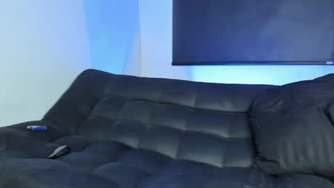 Ronnie online show from July 29, 6:04 pm