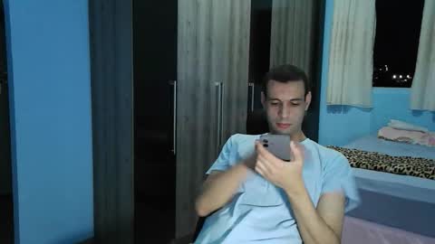 ronny online show from March 4, 11:23 pm