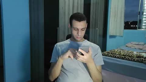 ronny online show from March 5, 9:44 pm