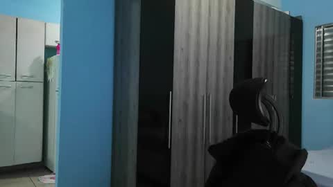 ronny online show from June 12, 9:33 pm