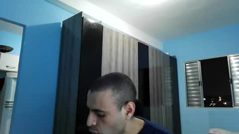 ronny online show from August 7, 10:43 pm