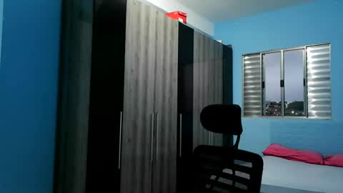 ronny online show from August 10, 8:54 pm