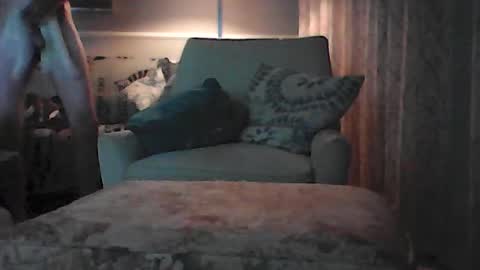 ronvlv online show from July 8, 1:42 am
