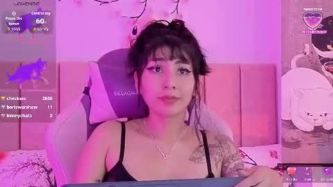 roose eva online show from August 11, 6:32 pm