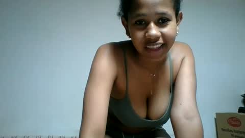 roosesexy online show from August 17, 7:57 am