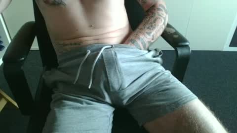 rore85 online show from June 29, 12:19 pm