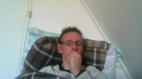 rororober online show from March 8, 2:45 pm