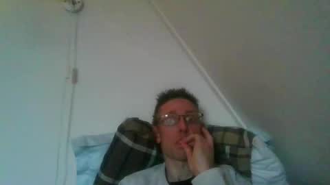 rororober online show from March 8, 5:08 pm