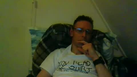 rororober online show from April 16, 8:05 pm