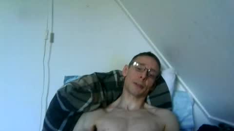 rororober online show from August 11, 10:39 am
