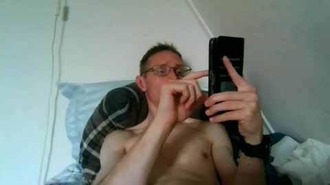 rororober online show from August 16, 5:39 pm