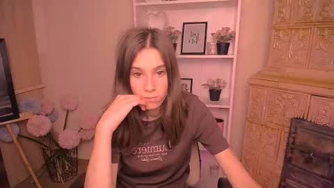 Rose online show from August 12, 9:33 am