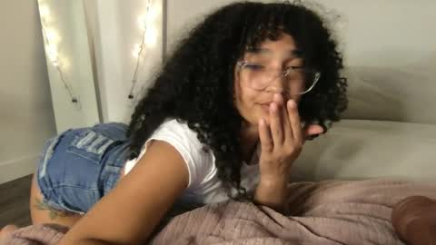 Rosalina online show from June 24, 5:31 am