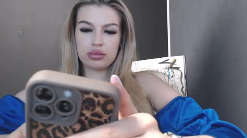 Rosalina online show from August 6, 12:37 pm