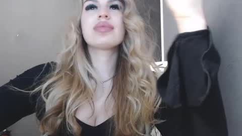 Rosalina online show from August 8, 4:29 pm