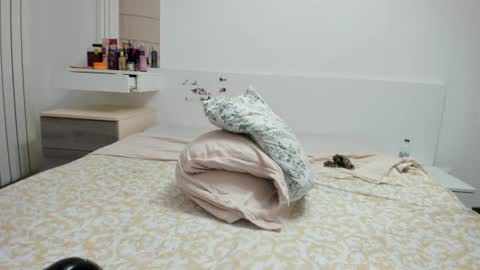 Rosa online show from August 2, 9:11 pm