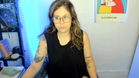rose257044 online show from July 12, 11:05 am