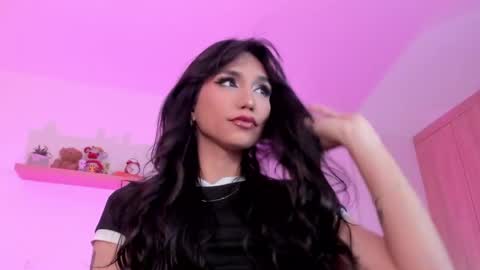 Rose Saenz online show from April 17, 9:57 pm