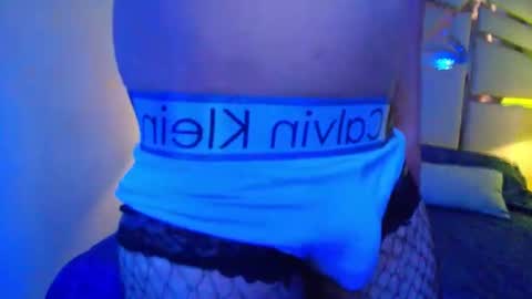 Roses blacks online show from August 8, 10:43 pm