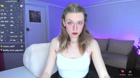 Rose but u can call me princess online show from May 23, 8:12 pm