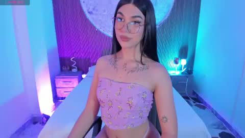 Rose online show from August 4, 1:19 pm