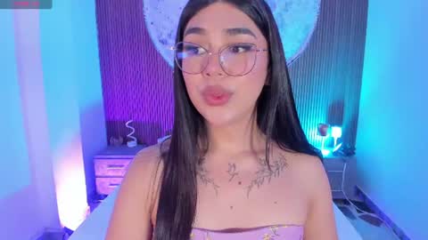 Rose online show from August 4, 3:31 pm