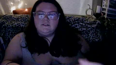 roseemeraldof online show from March 9, 6:09 am