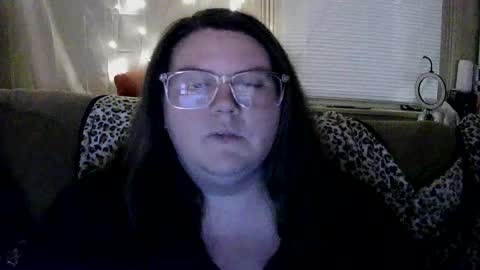 roseemeraldof online show from March 9, 7:15 am