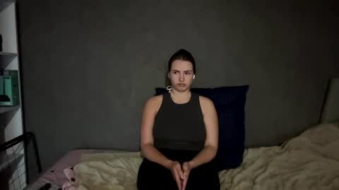 roselleshortey online show from July 21, 5:04 pm
