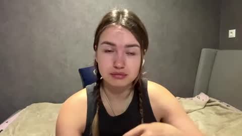 roselleshortey online show from July 23, 5:15 pm