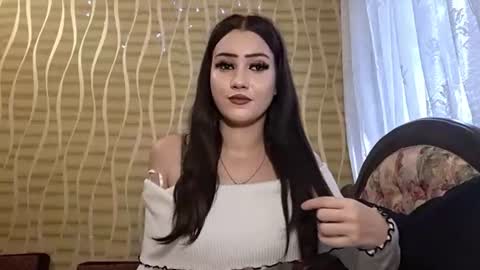 Diana online show from August 13, 1:03 pm