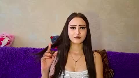 Diana online show from August 14, 10:30 am