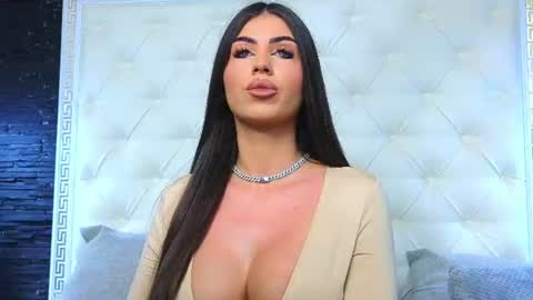 Gabriela online show from August 15, 7:34 am