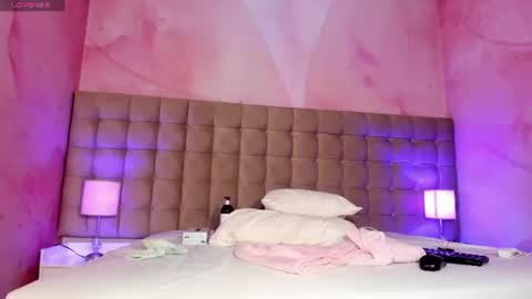 Rosie online show from August 14, 6:11 pm