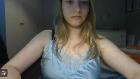 Rosie online show from August 3, 11:28 am